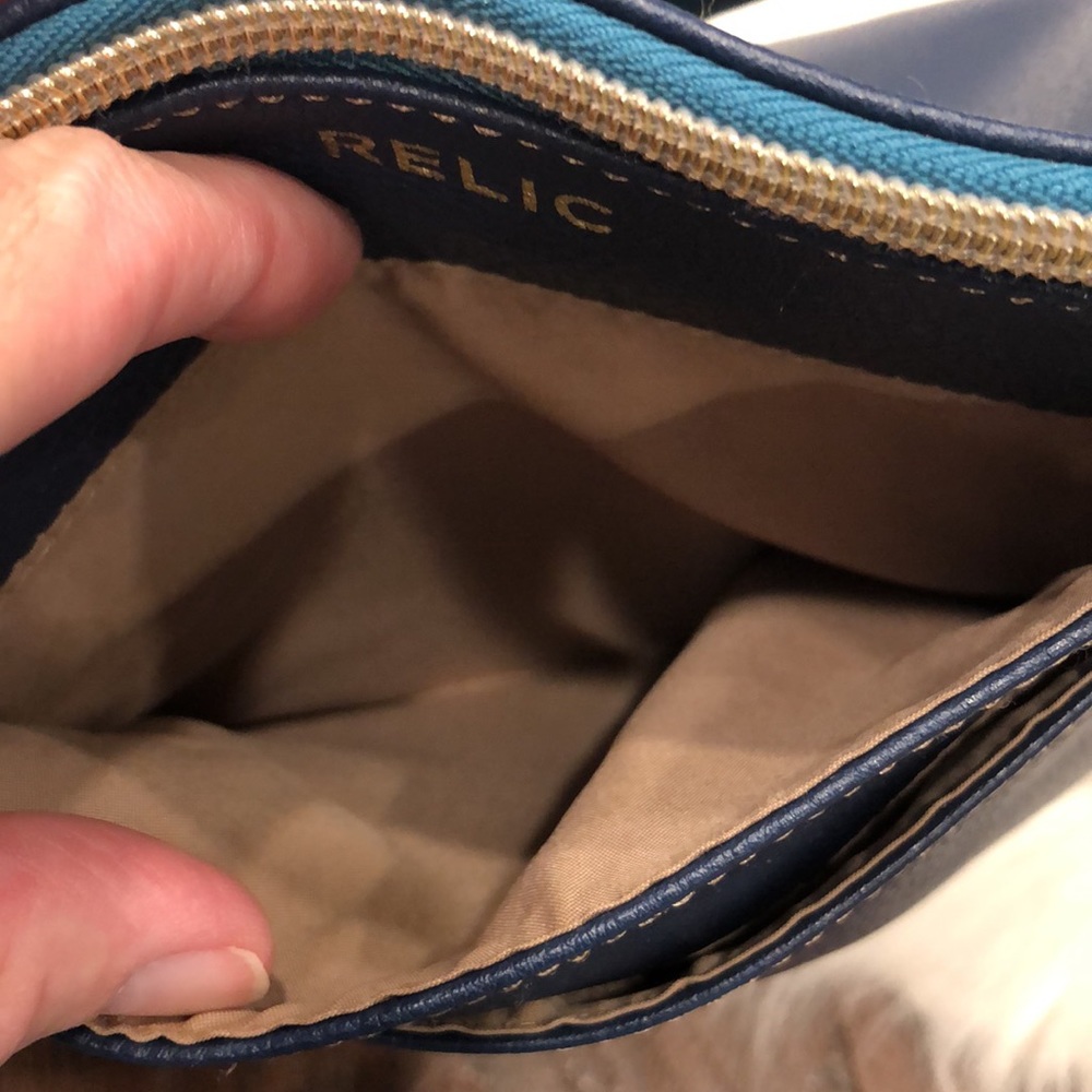 Relic tote - Picture 9 of 16